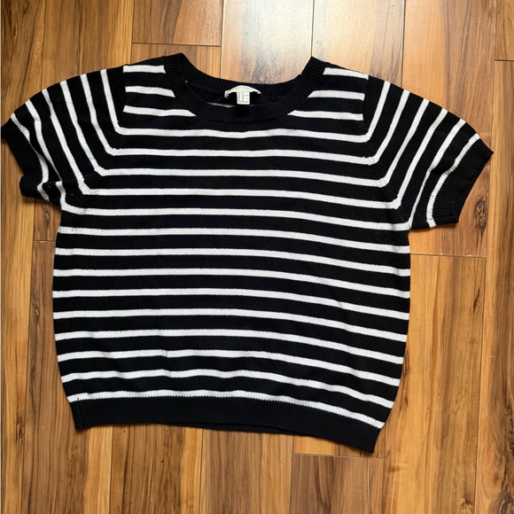 Forever 21 Tops - Forever 21+ short sleeve striped top